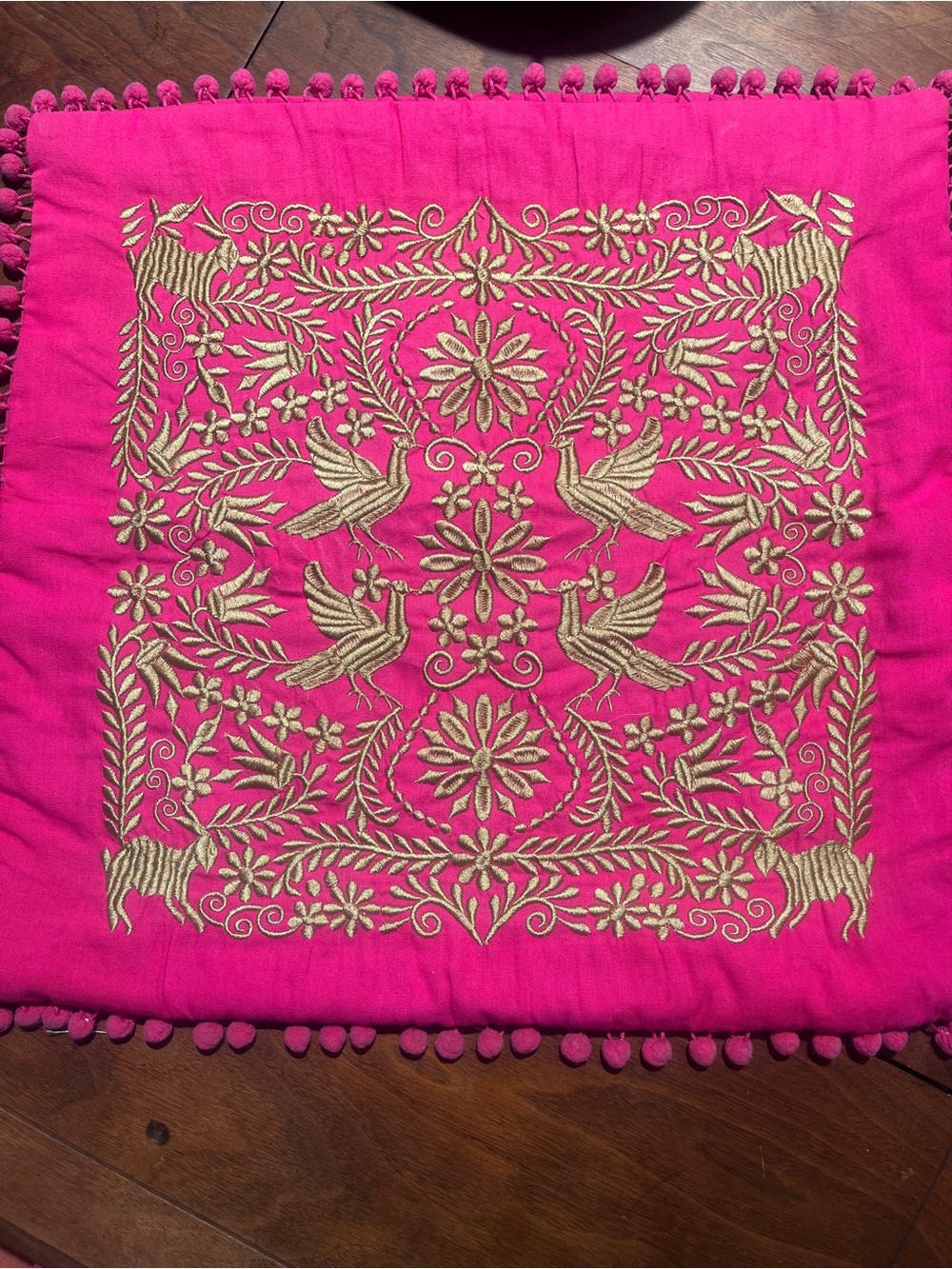 Made in Mexico - Otomi pillowcase - pink and gold